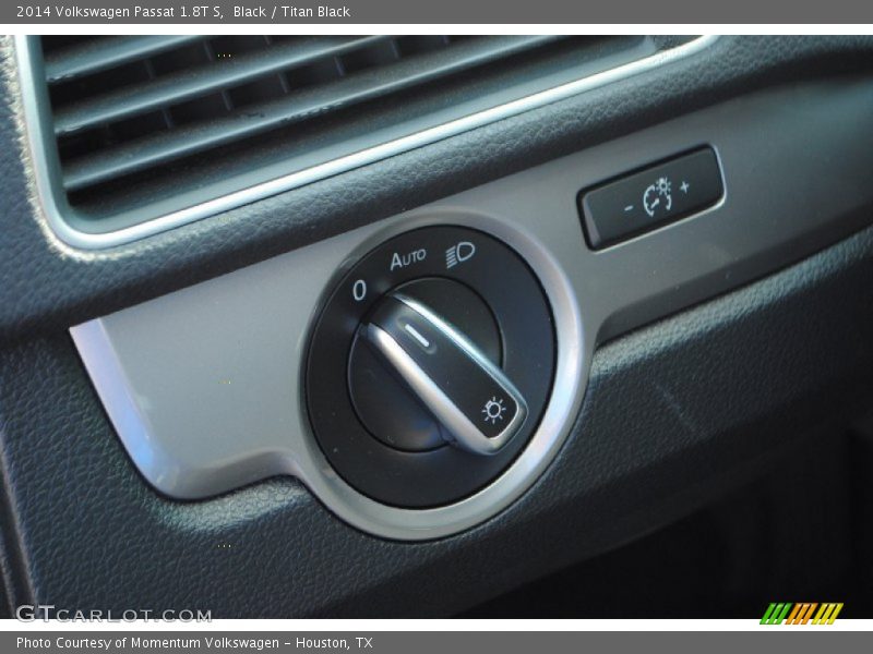 Black / Titan Black 2014 Volkswagen Passat 1.8T S
