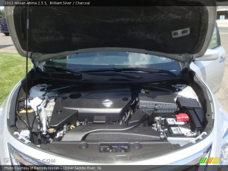 Brilliant Silver / Charcoal 2013 Nissan Altima 2.5 S