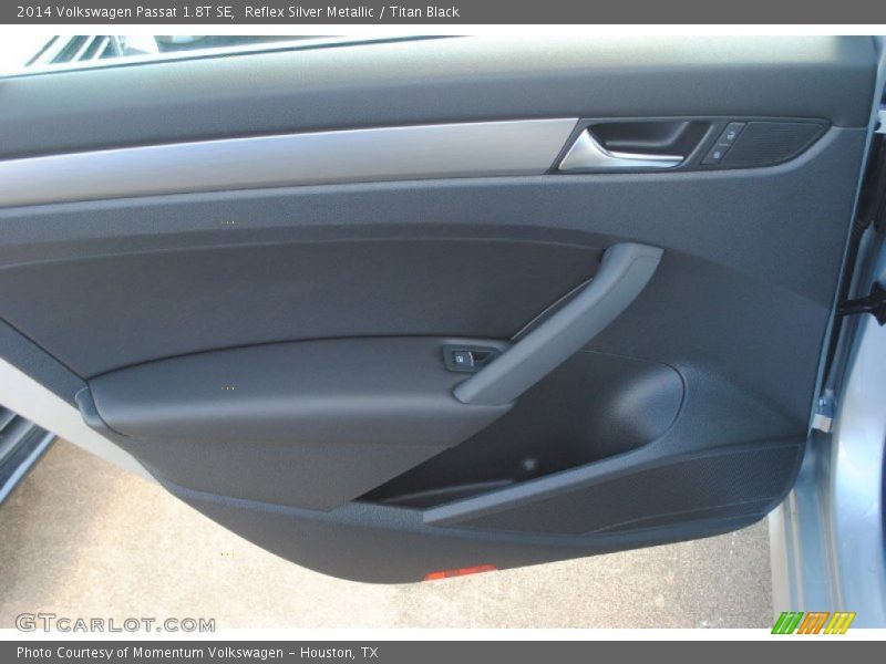 Reflex Silver Metallic / Titan Black 2014 Volkswagen Passat 1.8T SE