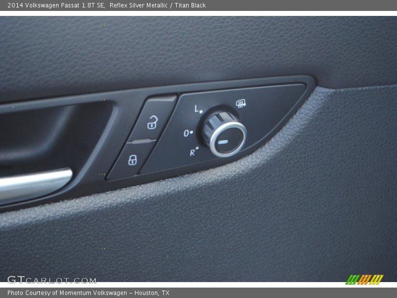 Reflex Silver Metallic / Titan Black 2014 Volkswagen Passat 1.8T SE