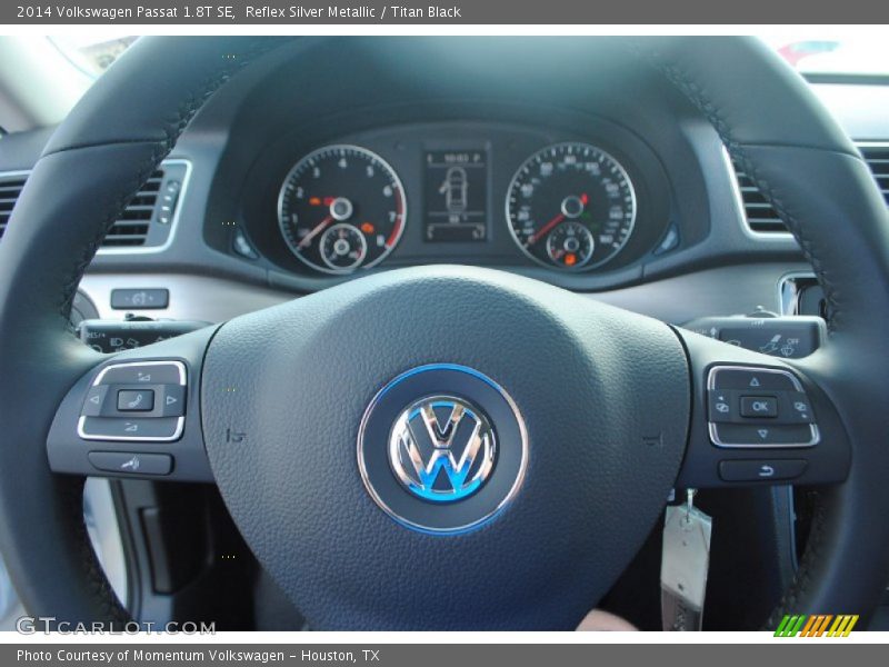 Reflex Silver Metallic / Titan Black 2014 Volkswagen Passat 1.8T SE