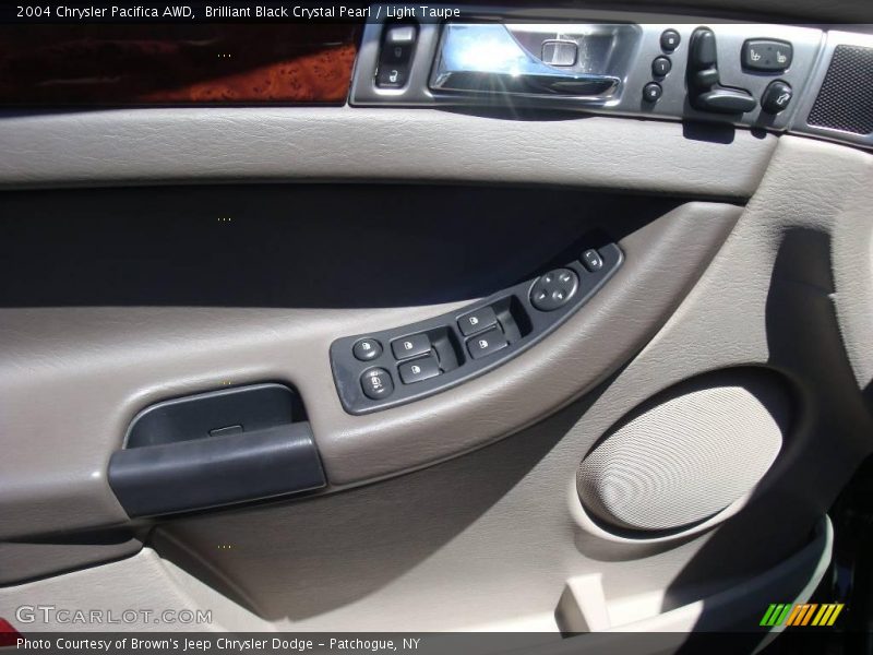 Brilliant Black Crystal Pearl / Light Taupe 2004 Chrysler Pacifica AWD