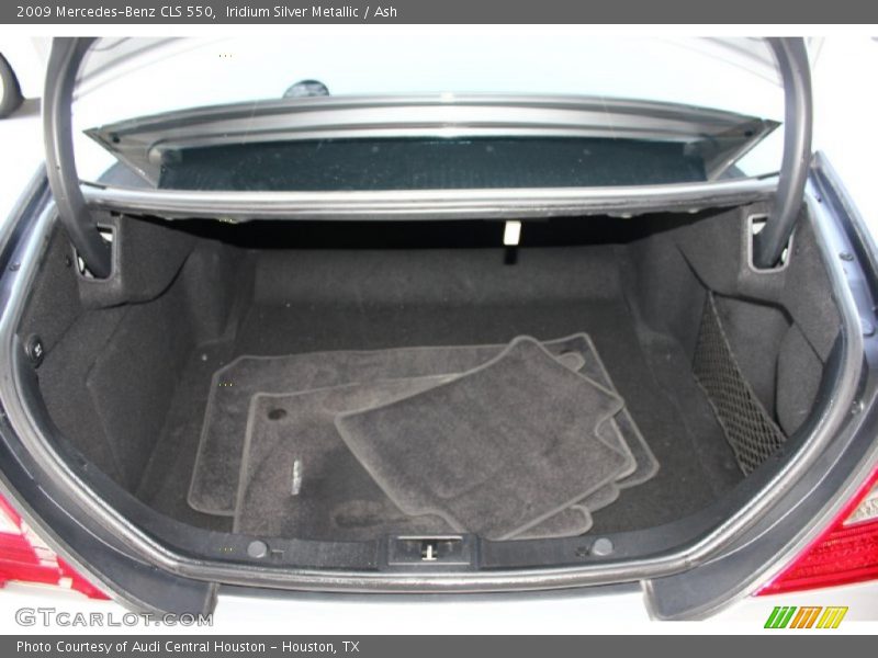 Iridium Silver Metallic / Ash 2009 Mercedes-Benz CLS 550