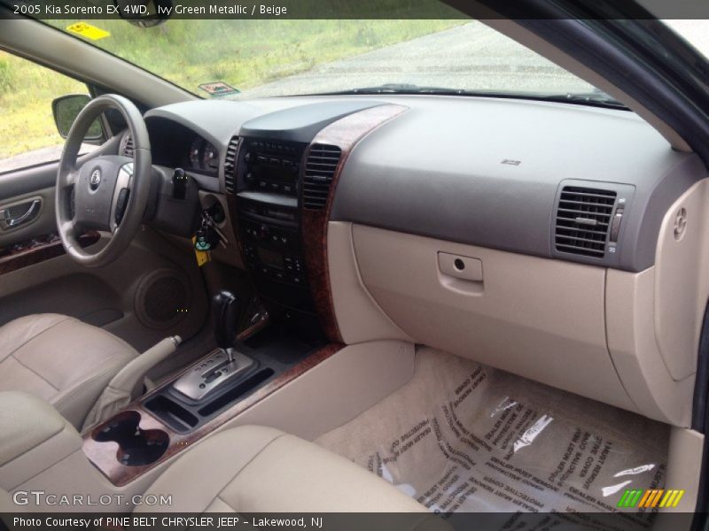 Ivy Green Metallic / Beige 2005 Kia Sorento EX 4WD