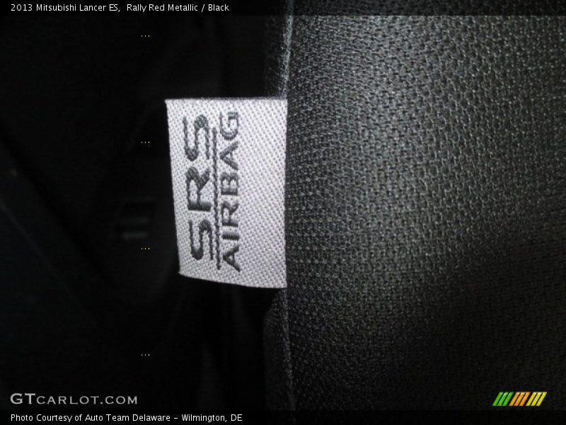 Rally Red Metallic / Black 2013 Mitsubishi Lancer ES