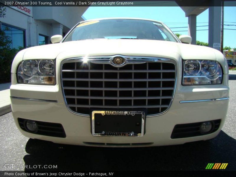 Cool Vanilla / Dark Slate Gray/Light Graystone 2007 Chrysler 300 Touring