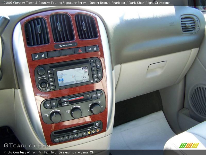 Sunset Bronze Pearlcoat / Dark Khaki/Light Graystone 2006 Chrysler Town & Country Touring Signature Series