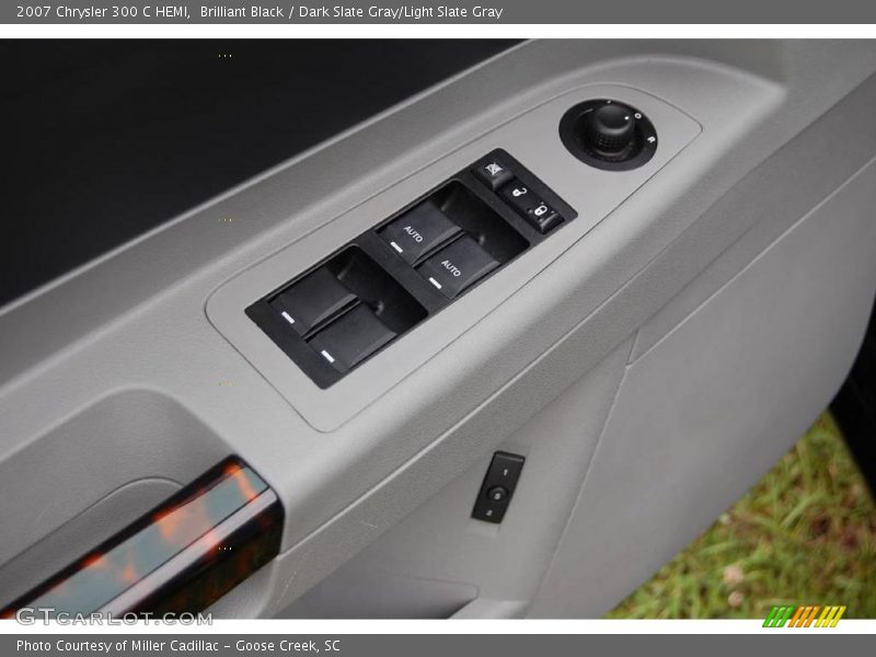 Brilliant Black / Dark Slate Gray/Light Slate Gray 2007 Chrysler 300 C HEMI