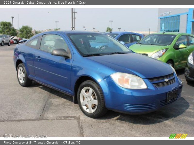 Front 3/4 View of 2005 Cobalt Coupe