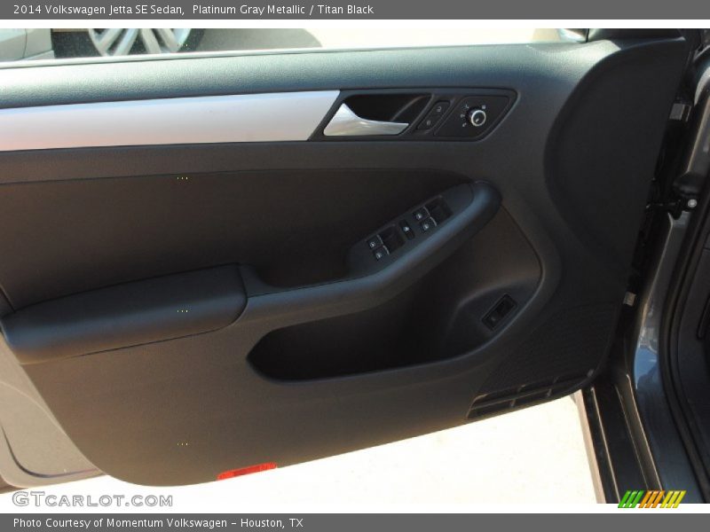 Platinum Gray Metallic / Titan Black 2014 Volkswagen Jetta SE Sedan
