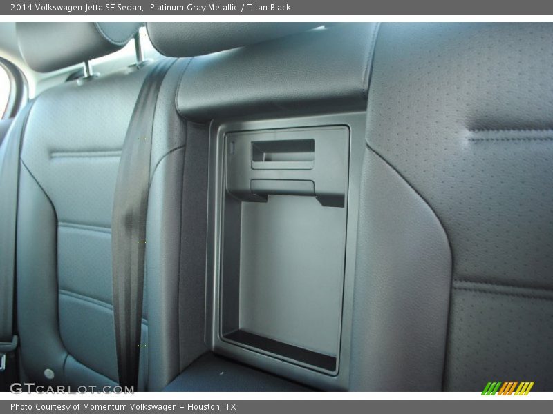 Platinum Gray Metallic / Titan Black 2014 Volkswagen Jetta SE Sedan