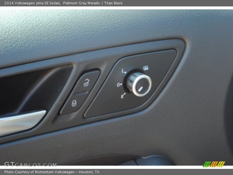 Platinum Gray Metallic / Titan Black 2014 Volkswagen Jetta SE Sedan