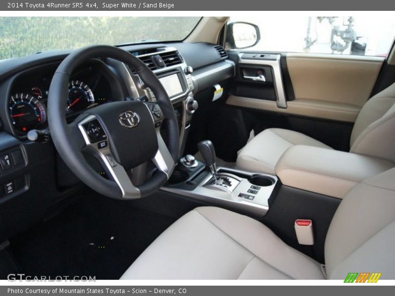 Super White / Sand Beige 2014 Toyota 4Runner SR5 4x4