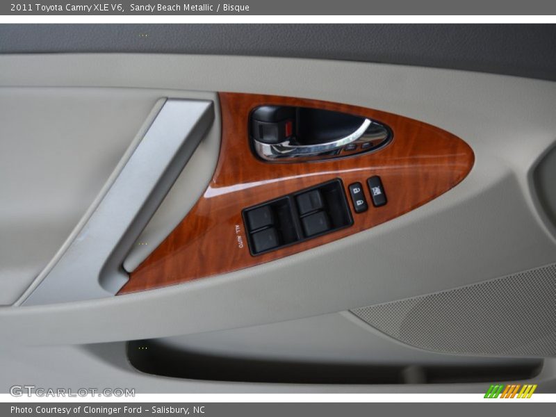 Sandy Beach Metallic / Bisque 2011 Toyota Camry XLE V6