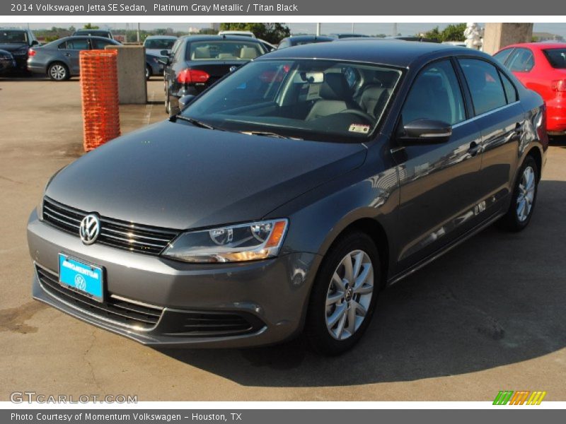Platinum Gray Metallic / Titan Black 2014 Volkswagen Jetta SE Sedan