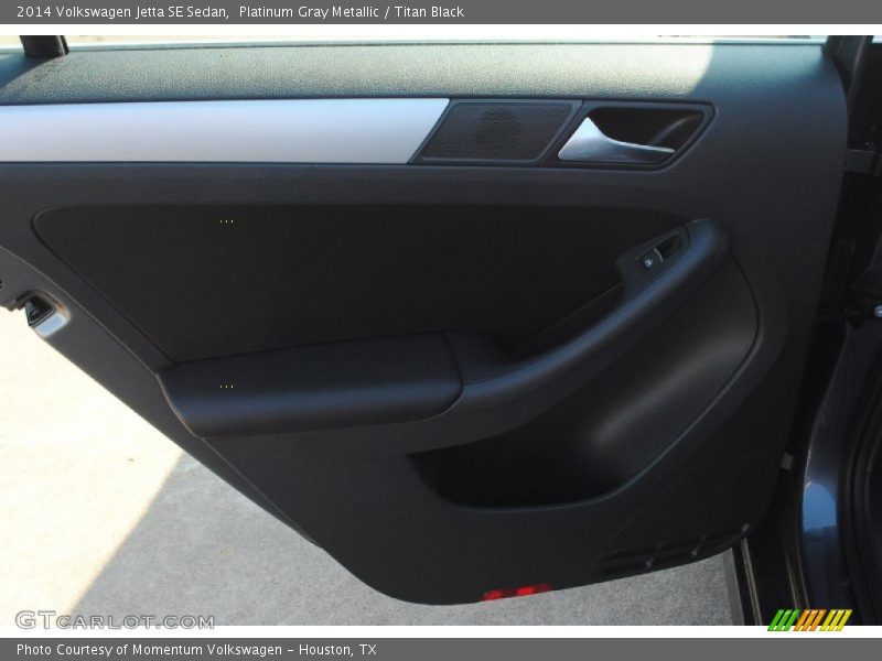 Platinum Gray Metallic / Titan Black 2014 Volkswagen Jetta SE Sedan