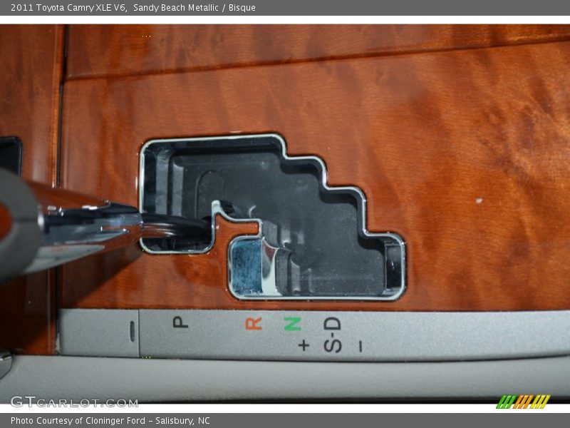 Sandy Beach Metallic / Bisque 2011 Toyota Camry XLE V6