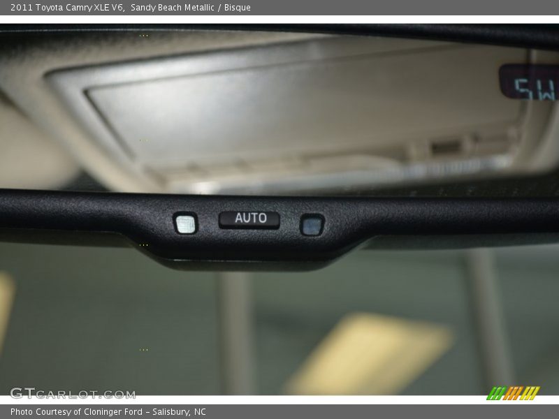 Sandy Beach Metallic / Bisque 2011 Toyota Camry XLE V6