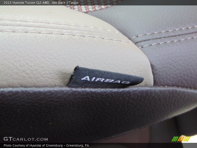 Ash Black / Taupe 2013 Hyundai Tucson GLS AWD