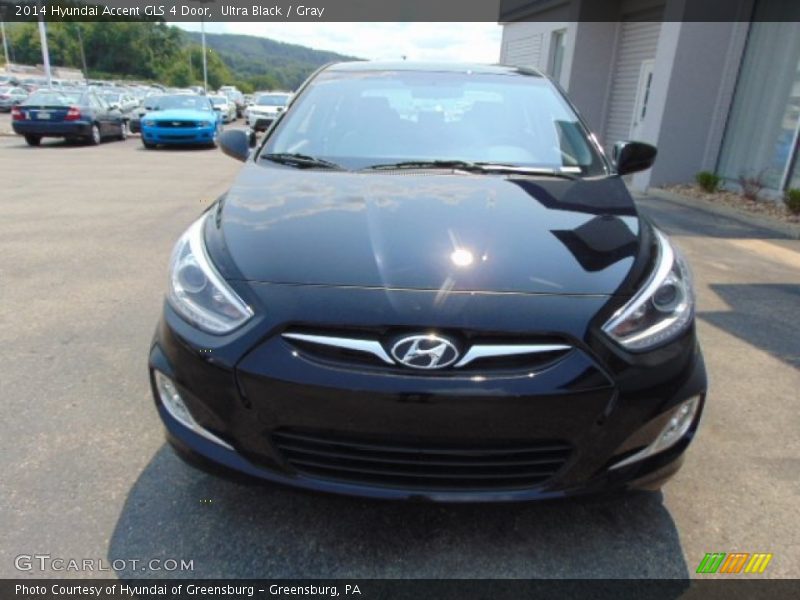 Ultra Black / Gray 2014 Hyundai Accent GLS 4 Door