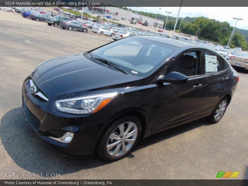 Ultra Black / Gray 2014 Hyundai Accent GLS 4 Door