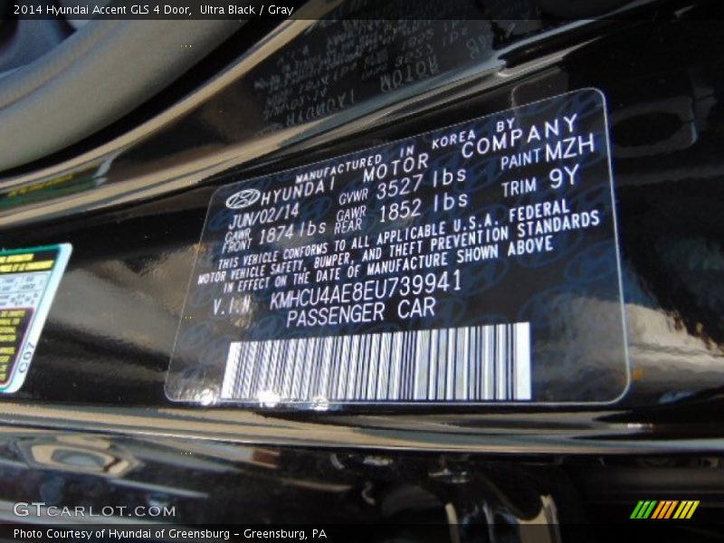 Ultra Black / Gray 2014 Hyundai Accent GLS 4 Door