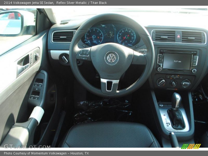 Reflex Silver Metallic / Titan Black 2014 Volkswagen Jetta SE Sedan