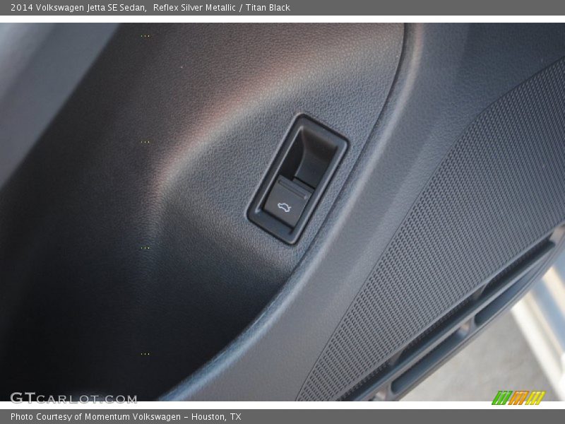 Reflex Silver Metallic / Titan Black 2014 Volkswagen Jetta SE Sedan