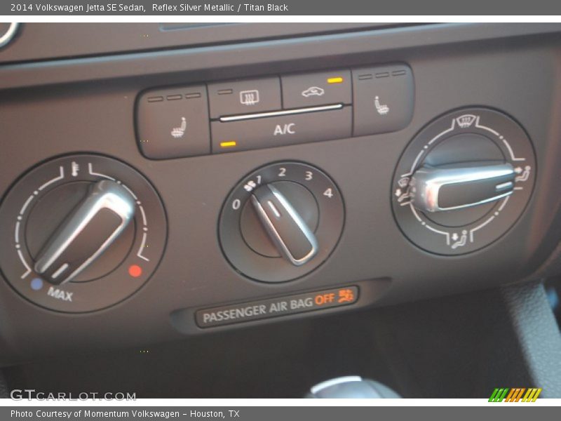 Reflex Silver Metallic / Titan Black 2014 Volkswagen Jetta SE Sedan