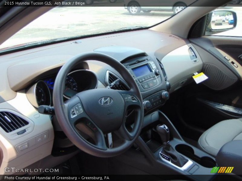 Dashboard of 2015 Tucson GLS