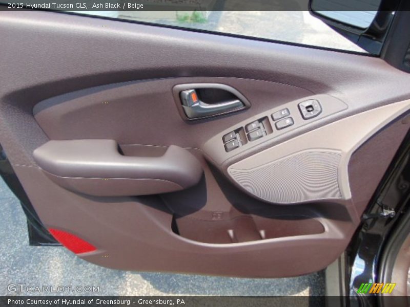 Door Panel of 2015 Tucson GLS