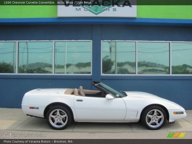 Arctic White / Light Beige 1996 Chevrolet Corvette Convertible