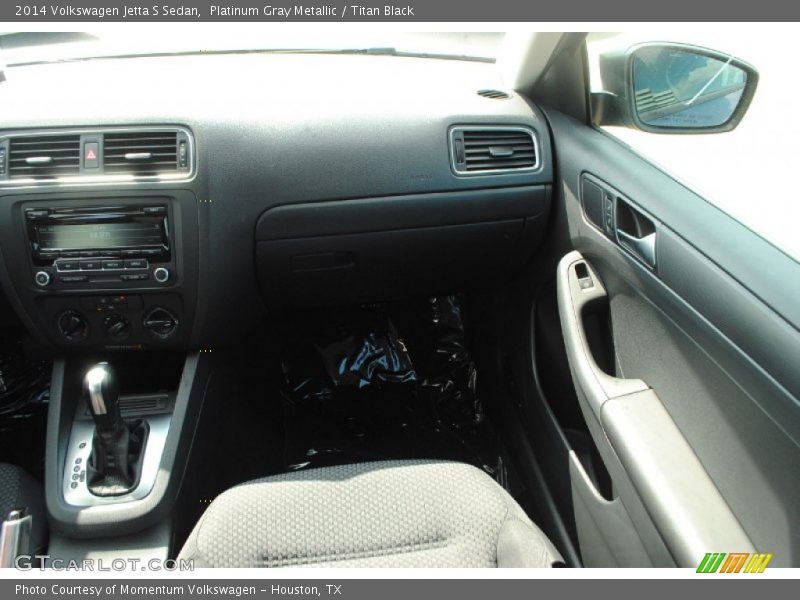 Platinum Gray Metallic / Titan Black 2014 Volkswagen Jetta S Sedan