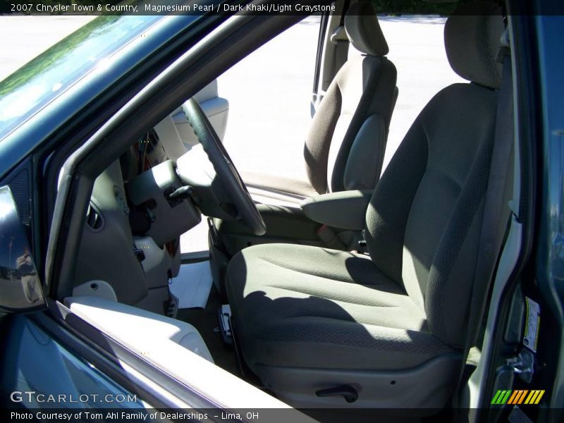 Magnesium Pearl / Dark Khaki/Light Graystone 2007 Chrysler Town & Country