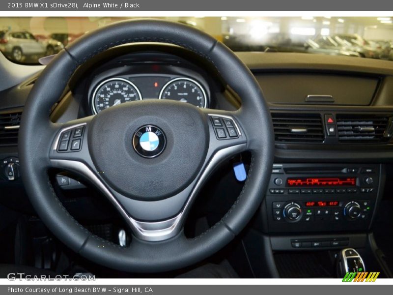Alpine White / Black 2015 BMW X1 sDrive28i
