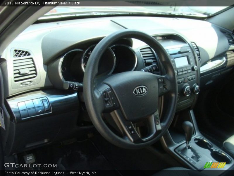 Titanium Silver / Black 2013 Kia Sorento LX