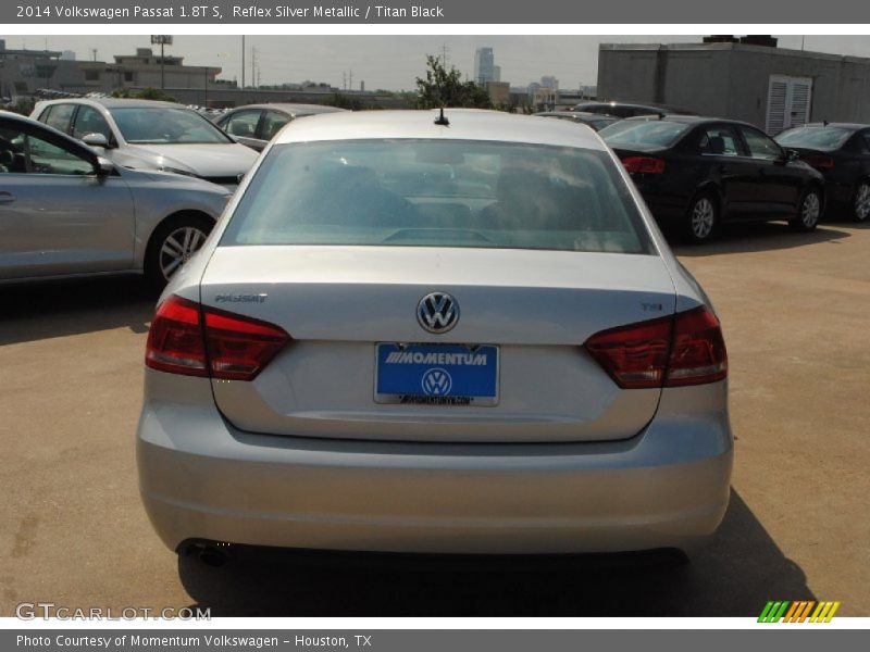 Reflex Silver Metallic / Titan Black 2014 Volkswagen Passat 1.8T S