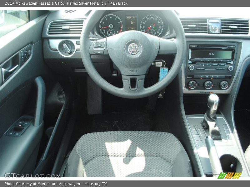 Reflex Silver Metallic / Titan Black 2014 Volkswagen Passat 1.8T S