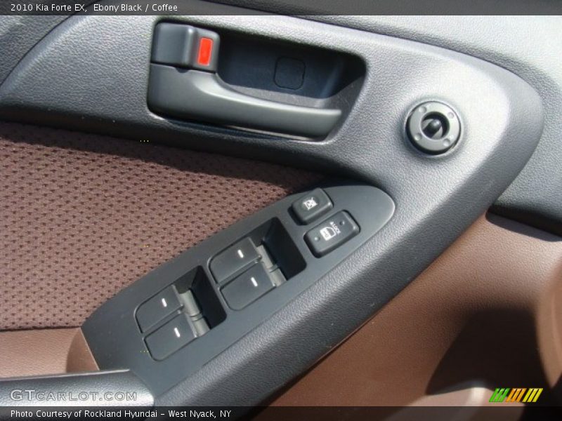 Ebony Black / Coffee 2010 Kia Forte EX