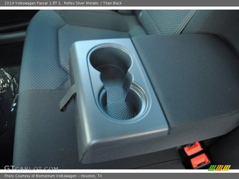 Reflex Silver Metallic / Titan Black 2014 Volkswagen Passat 1.8T S