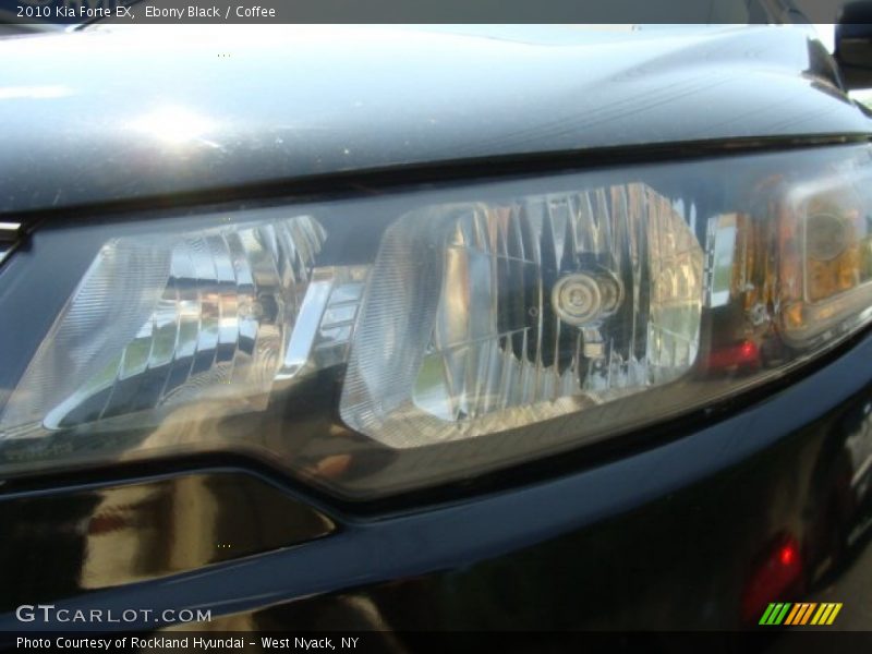 Ebony Black / Coffee 2010 Kia Forte EX