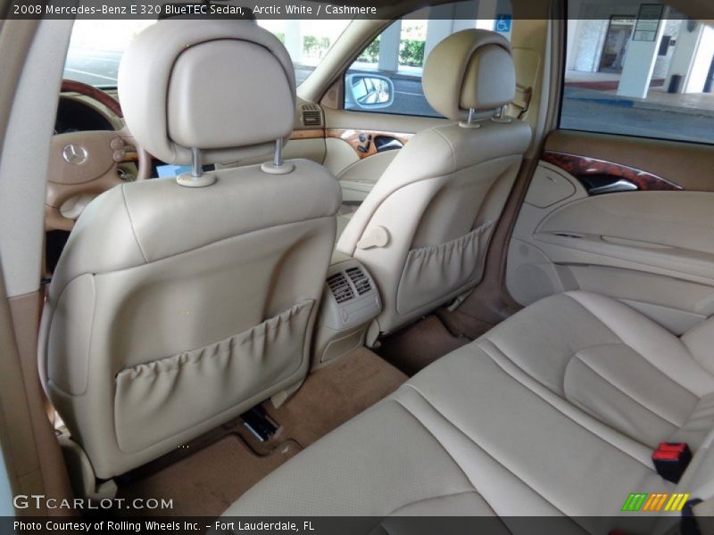 Arctic White / Cashmere 2008 Mercedes-Benz E 320 BlueTEC Sedan