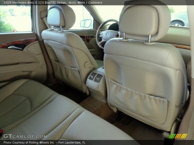 Arctic White / Cashmere 2008 Mercedes-Benz E 320 BlueTEC Sedan