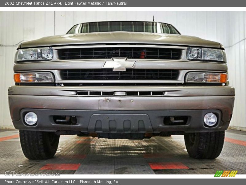 Light Pewter Metallic / Tan/Neutral 2002 Chevrolet Tahoe Z71 4x4