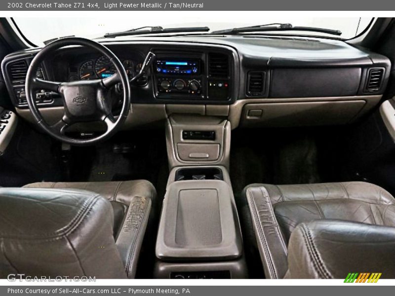 Light Pewter Metallic / Tan/Neutral 2002 Chevrolet Tahoe Z71 4x4