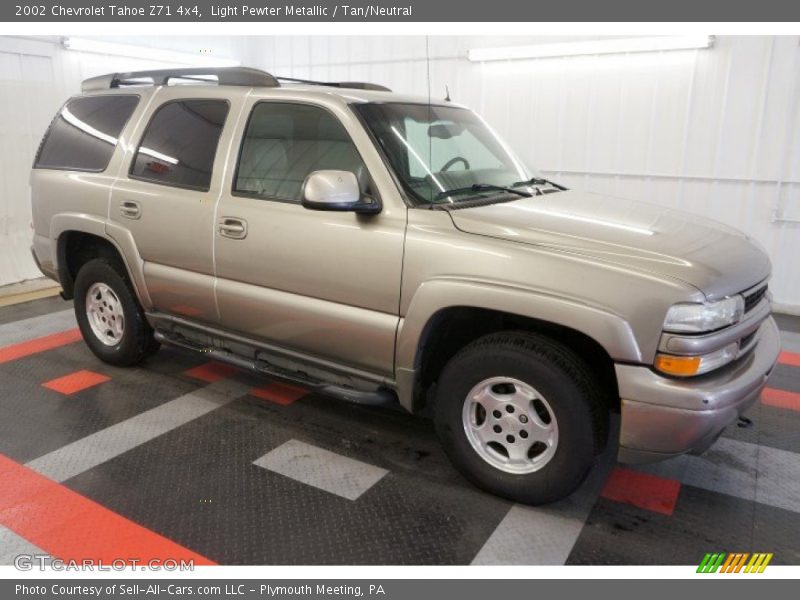 Light Pewter Metallic / Tan/Neutral 2002 Chevrolet Tahoe Z71 4x4