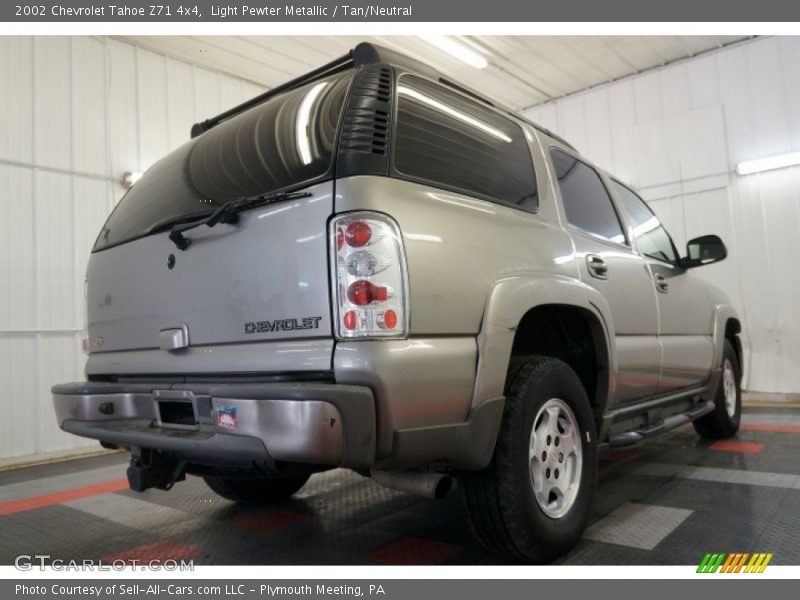 Light Pewter Metallic / Tan/Neutral 2002 Chevrolet Tahoe Z71 4x4