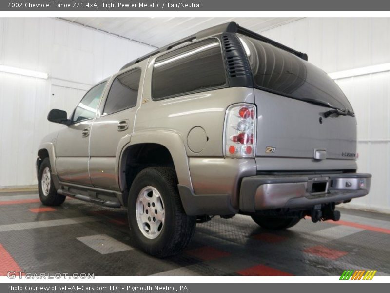 Light Pewter Metallic / Tan/Neutral 2002 Chevrolet Tahoe Z71 4x4