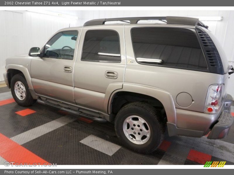 Light Pewter Metallic / Tan/Neutral 2002 Chevrolet Tahoe Z71 4x4