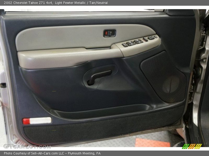 Light Pewter Metallic / Tan/Neutral 2002 Chevrolet Tahoe Z71 4x4